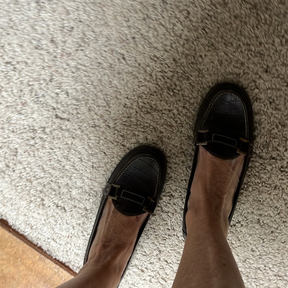 BROWN LEATHER LOAFERS 6 1/2 - Picture 5 of 7